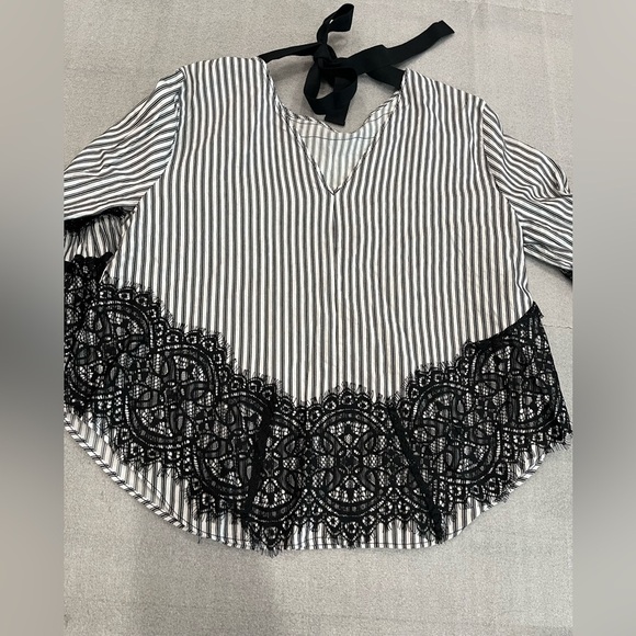 [L]Zara Black White Stripped Lace Cotton Bell Sleeve Blouse - Picture 10 of 11